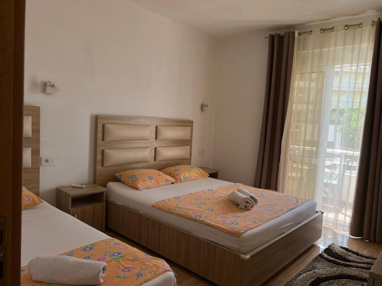 Kontiki Apartments อุลซิน ภายนอก รูปภาพ
